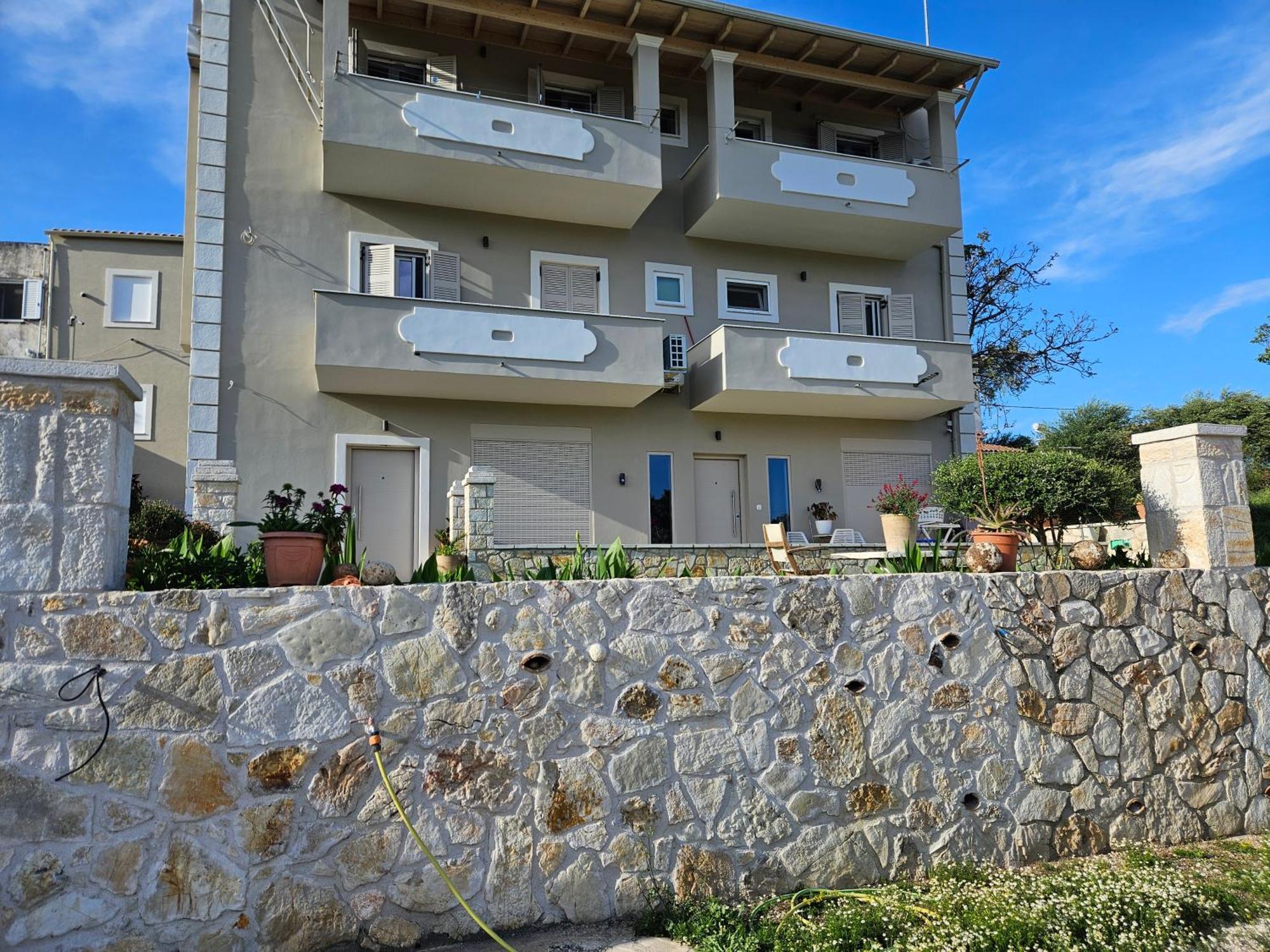 Ferienwohnung Grey Luxury House Ypsos Exterior foto