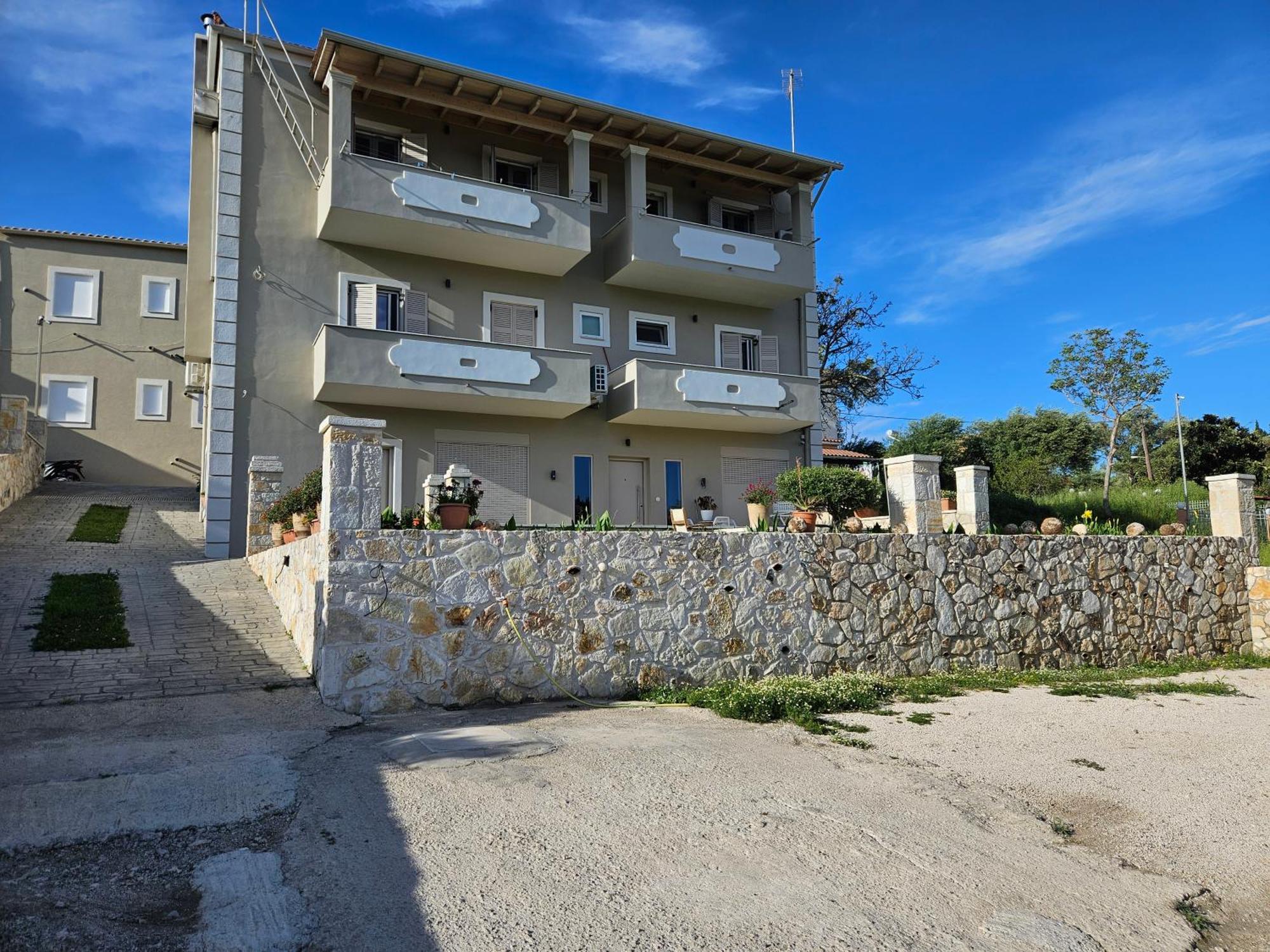 Ferienwohnung Grey Luxury House Ypsos Exterior foto
