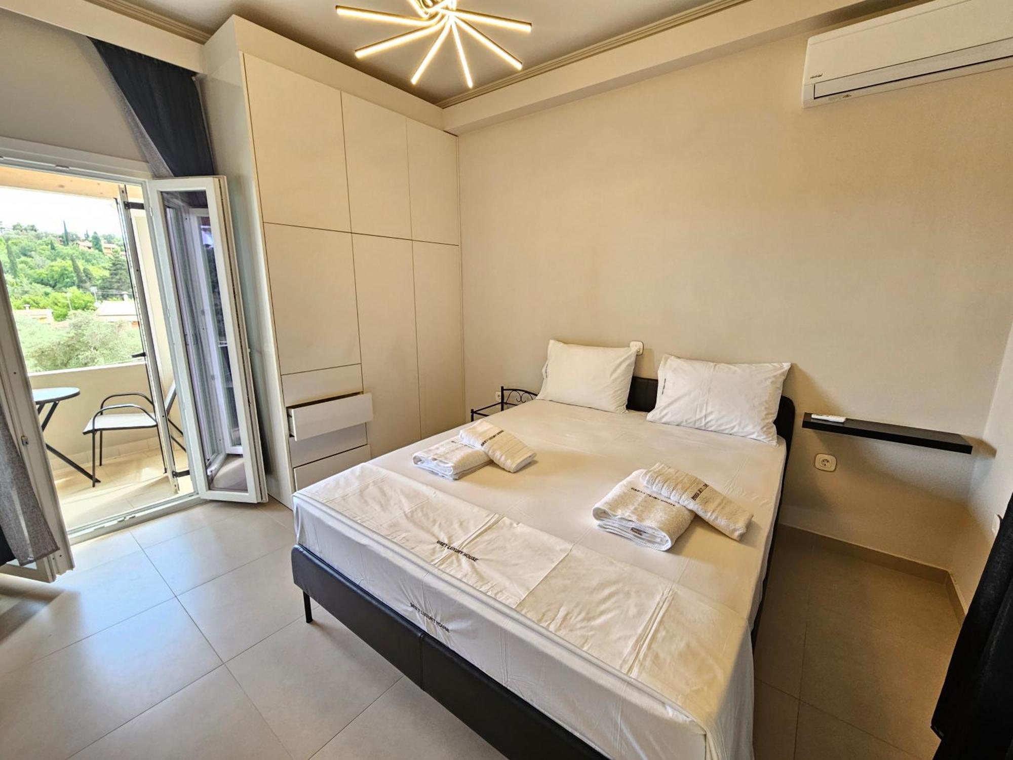 Ferienwohnung Grey Luxury House Ypsos Exterior foto